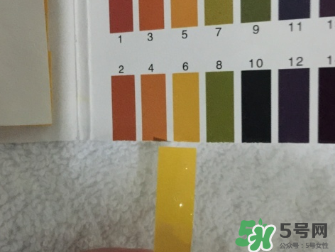eve女性護理液粉色瓶和藍色瓶有什么區(qū)別？