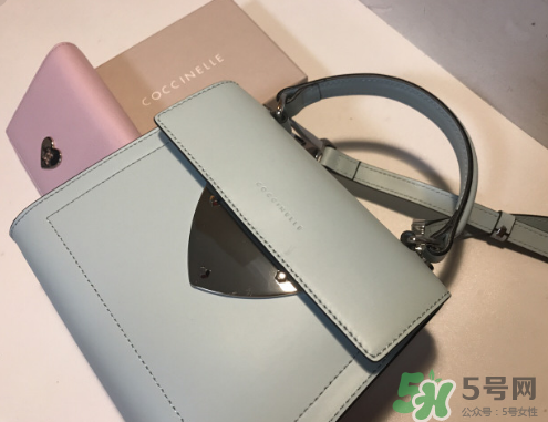 coccinelle是什么牌子_哪個(gè)國(guó)家的_什么檔次？