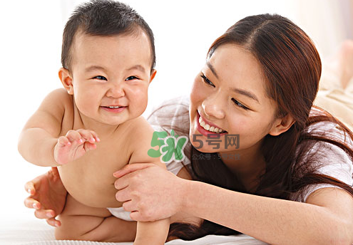剖腹產(chǎn)后催乳按摩方法 剖腹產(chǎn)怎么催乳好？