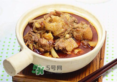 三伏天能吃鴨肉嗎？三伏天鴨肉燉什么好？