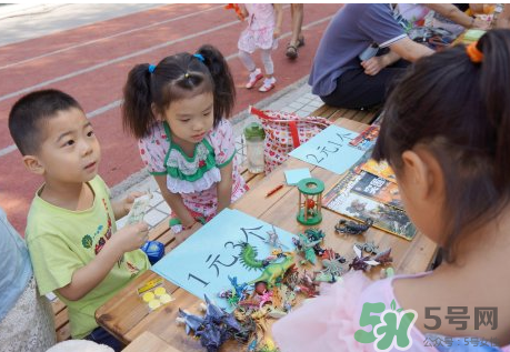 寶寶不去幼兒園怎么辦？寶寶不去幼兒園哭鬧怎么勸導(dǎo)？