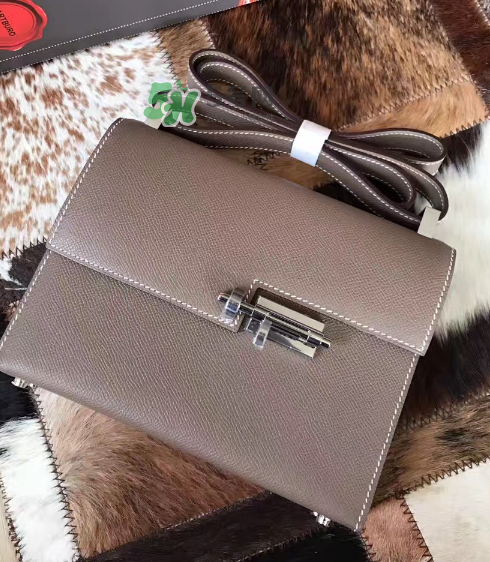 hermes verrou真假怎么看？愛馬仕插銷包真假鑒定
