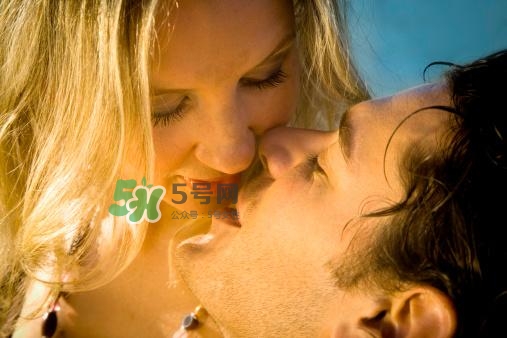 三伏天可以過(guò)性生活嗎？三伏天適合過(guò)性生活嗎？