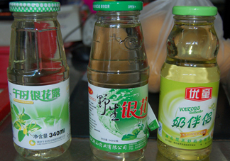 金銀花露一天能喝幾瓶？金銀花露一次喝多少？