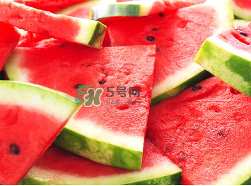 三伏天坐月子可以吃西瓜嗎？三伏天坐月子吃西瓜好嗎？