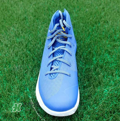 under armour curry 3zero上腳怎么樣？ua curry 3zero測評