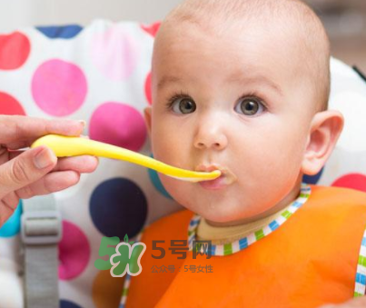 寶寶沒長(zhǎng)牙能吃面條嗎？寶寶沒長(zhǎng)牙能不能喂面條？