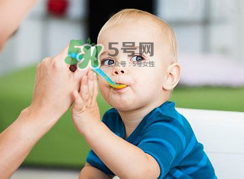 寶寶什么時(shí)候可以吃油？寶寶能吃油嗎？