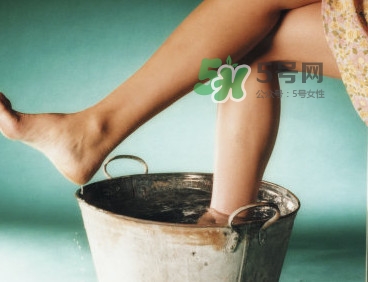 花椒不適合哪些人泡腳？女人用花椒水泡腳好嗎