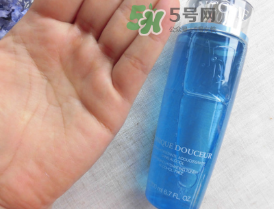 蘭蔻清瀅嫩膚水怎么樣？蘭蔻清瀅嫩膚水好用嗎？