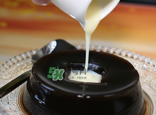 龜苓膏哪個(gè)牌子正宗？傳統(tǒng)的龜苓膏如何熬制