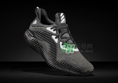 adidas alphabounce reflective阿爾法小椰子跑鞋夜光版多少錢？
