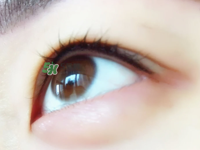 做美瞳線麻藥進(jìn)眼睛怎么辦？做美瞳線麻藥灼傷眼睛怎么辦？