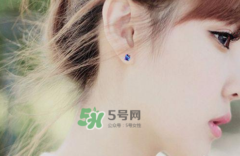 8月份可以打耳洞嗎？八月份可以打耳洞嗎？