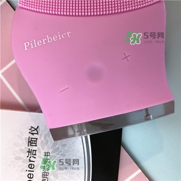 德國(guó)Pilerbeier派樂(lè)蓓和露娜潔面儀哪個(gè)好？有什么區(qū)別？