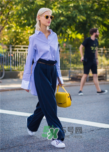襯衣怎么扎進褲子里？襯衣扎進褲子里的時尚穿法