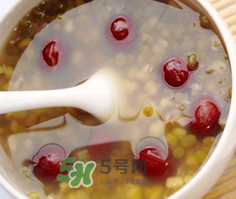 綠豆湯能防中暑嗎？喝綠豆湯能預(yù)防中暑嗎？