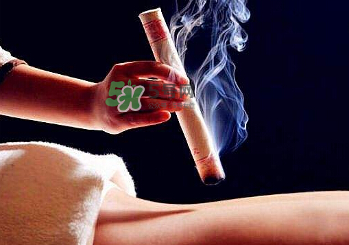 三伏天拔罐好嗎？三伏天拔罐好還是艾灸好？