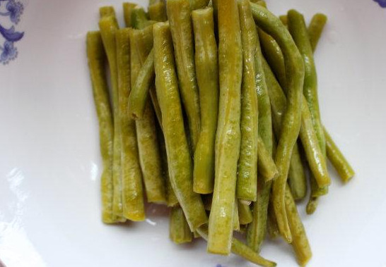 酸豇豆炒什么好吃？酸豇豆可以炒什么
