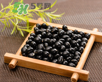 黑豆怎么吃促進排卵？什么時候吃黑豆促排卵？