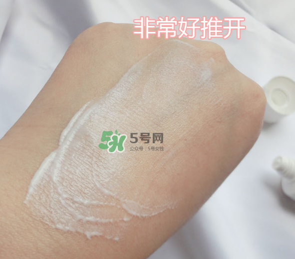 雅漾舒緩保濕面膜用法 雅漾舒緩保濕面膜怎么樣？