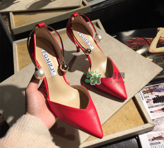 閏六月給老婆買什么？閏六月為什么要給老婆買紅鞋？
