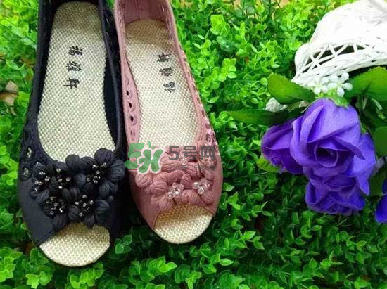 閏月鞋什么時(shí)候買2017？閏月鞋應(yīng)該買什么顏色？
