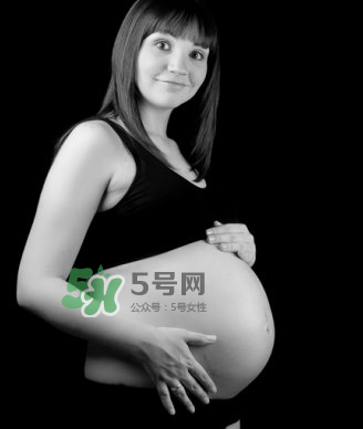 頭胎有妊娠線二胎沒有是因?yàn)閷殞毿詣e不一樣嗎？