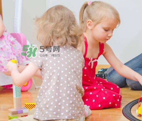 孩子在幼兒園被咬了怎么辦？孩子在幼兒園受傷怎么辦？