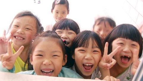 孩子在幼兒園受欺負(fù)怎么辦？孩子在幼兒園不合群怎么辦？