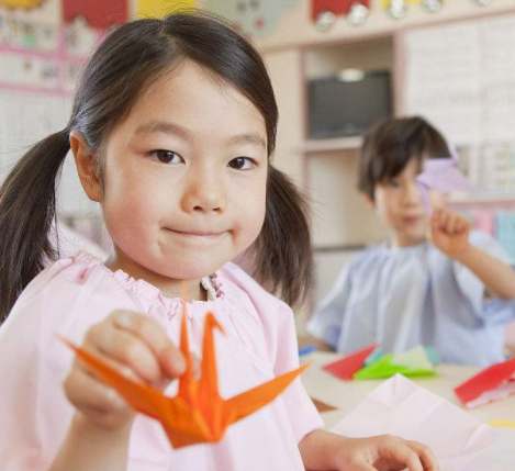 孩子在幼兒園受欺負(fù)怎么辦？孩子在幼兒園不合群怎么辦？