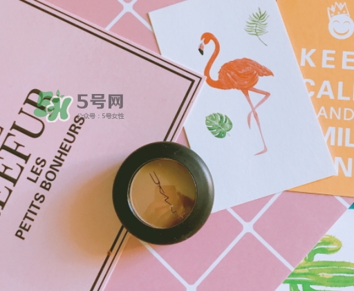 mac焦點(diǎn)小眼影怎么樣？mac時(shí)尚焦點(diǎn)小眼影好用嗎