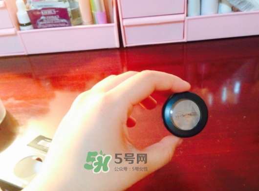 mac時(shí)尚焦點(diǎn)小眼影多少錢？mac焦點(diǎn)小眼影專柜價(jià)格