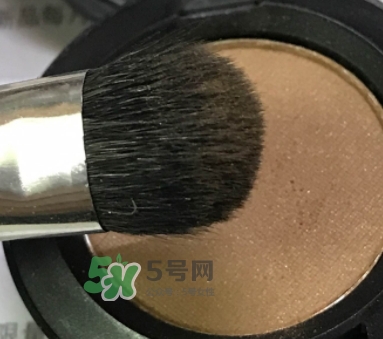 mac時(shí)尚焦點(diǎn)小眼影多少錢？mac焦點(diǎn)小眼影專柜價(jià)格