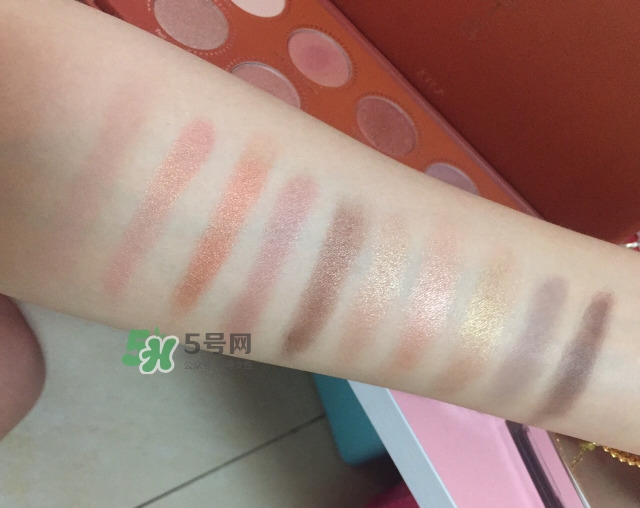 zoeva玫瑰金眼影盤怎么畫？zoeva rose golden畫法教程