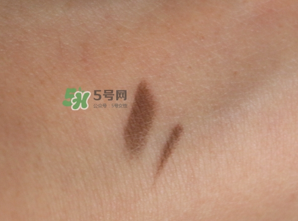 mac眉筆怎么轉(zhuǎn)？mac眉筆轉(zhuǎn)不出來(lái)?