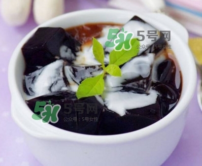 孕婦可以吃仙草凍嗎？仙草凍孕婦能吃嗎