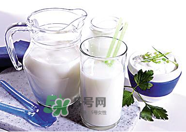 牛初乳孕婦可以吃嗎？牛初乳產(chǎn)婦可以吃嗎？