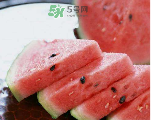 立秋為什么貼秋膘？立秋貼秋膘吃什么？