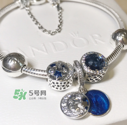 pandora復(fù)古夜空手鏈多少錢(qián)？潘多拉繁星夜空手鏈專柜價(jià)格