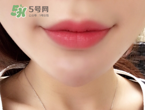 tf白管05和07哪個(gè)好看？tom ford白管05和07試色對(duì)比