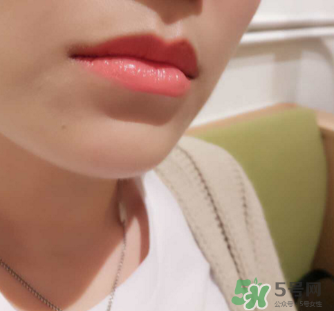 tf白管05是什么顏色？tom ford白管05適合黃皮嗎？