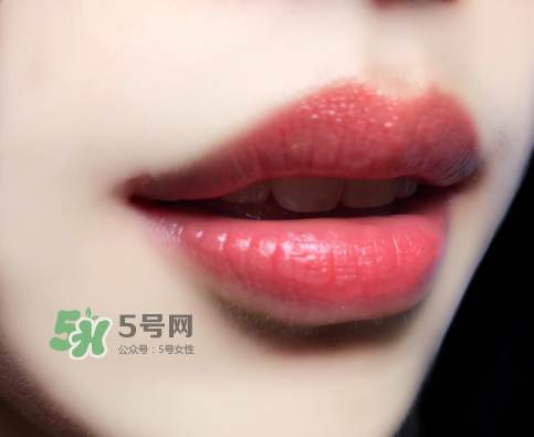 tf白管05是什么顏色？tom ford白管05適合黃皮嗎？