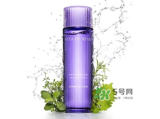 dermafirm德妃紫蘇水變色怎么回事？德妃紫蘇水什么顏色？