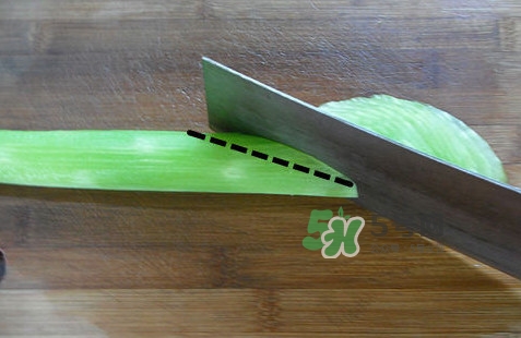 青筍怎么處理？青筍怎么切成菱形
