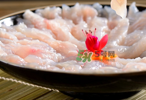龍利魚(yú)怎么切？龍利魚(yú)怎么炒