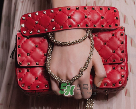 rockstud spike是什么品牌？rockstud spike耐用嗎？