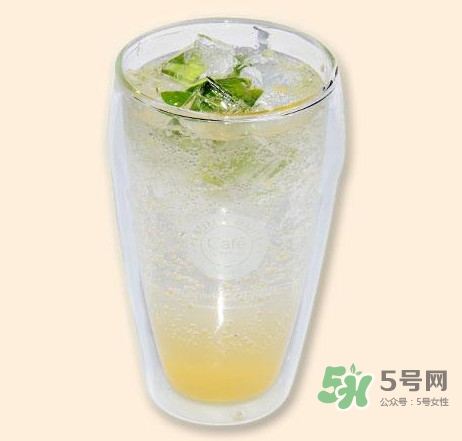 蘇打水是什么水？蘇打水喝多了會怎么樣？