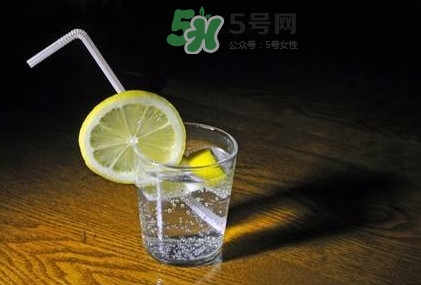 蘇打水怎么做飲料？檸檬蘇打水怎么做