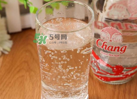 蘇打水有什么作用？喝蘇打水有什么好處